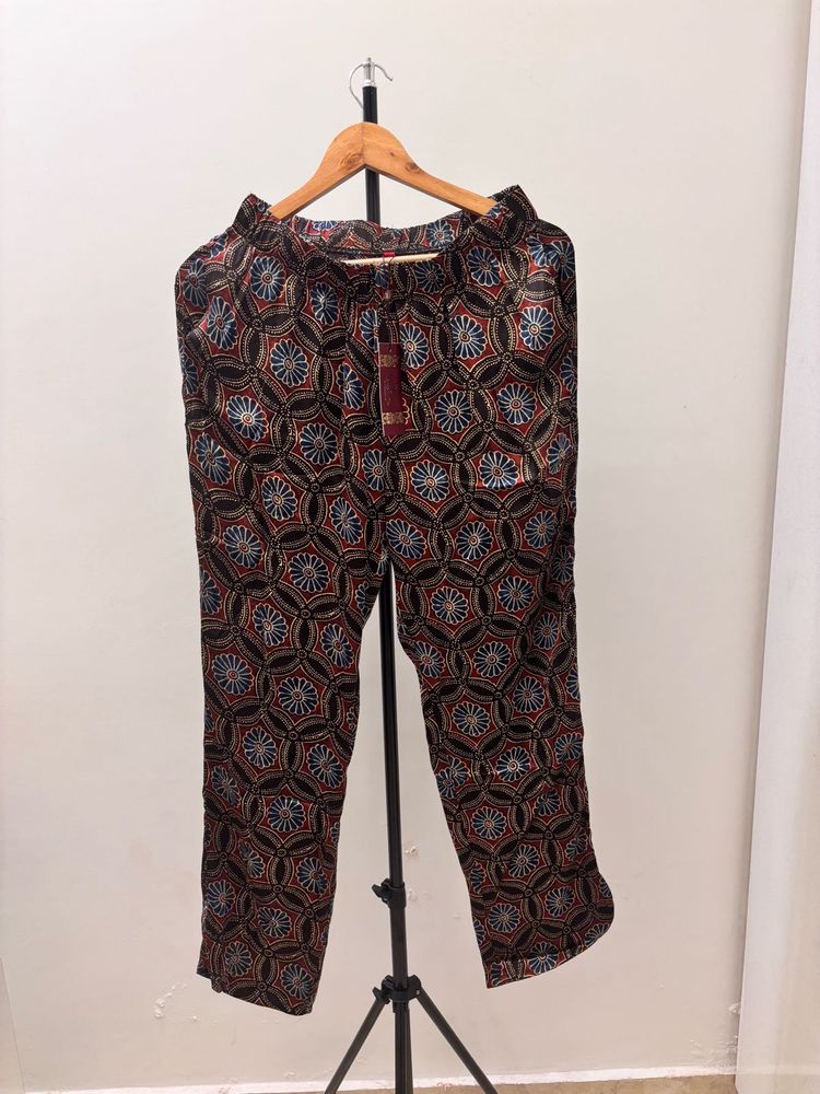 Laks*ita Printed Satin Palazzos