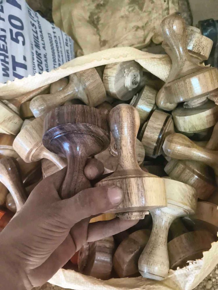 Handcrafted Wooden  Roti Senkane Ka Hai