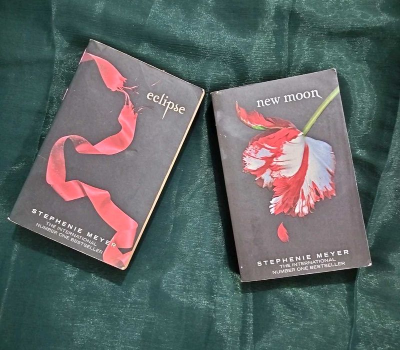 2 BOOK COMBO OF TWILIGHT SAGA