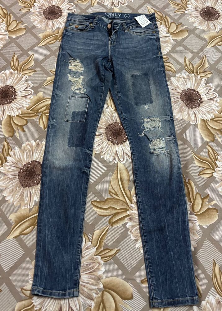 ONLY Distressed Jeans