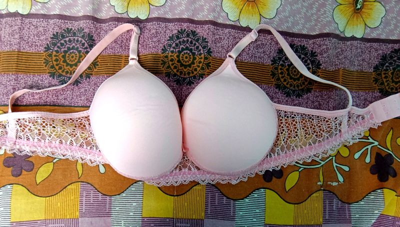 Light Pink Lace Bra,