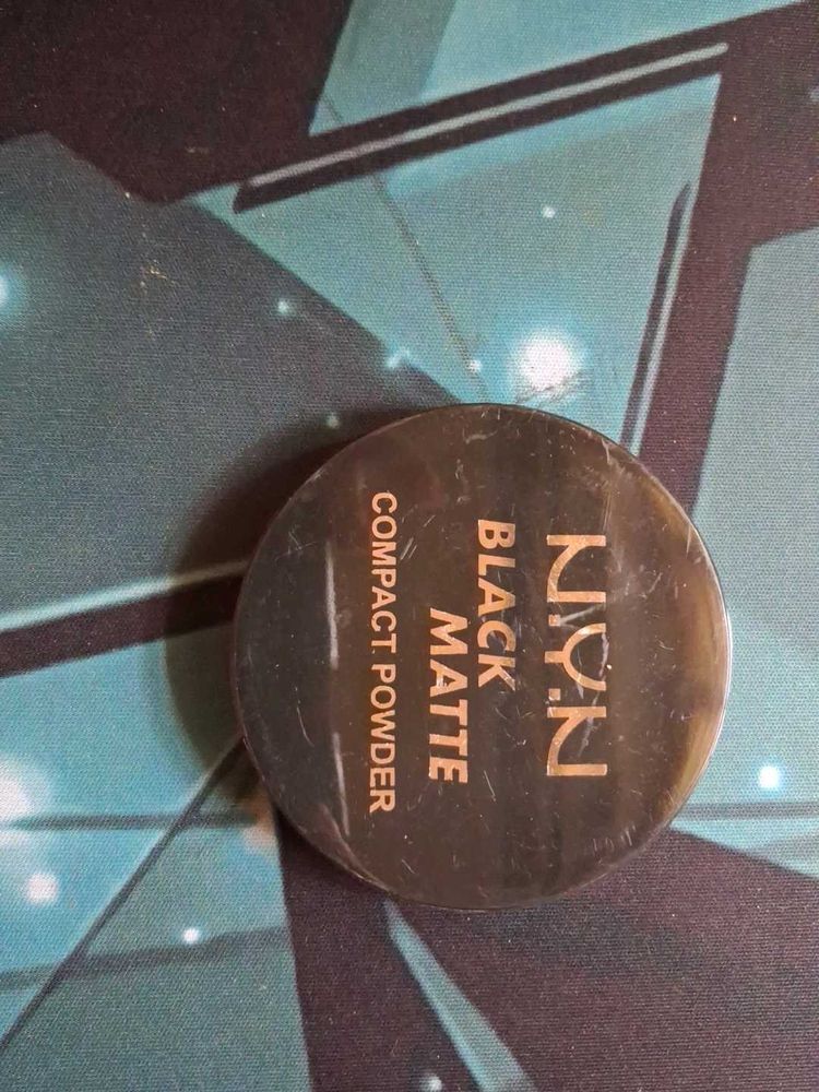Matte Compact Powder
