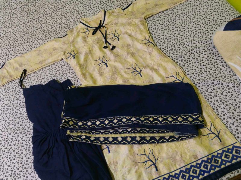 Ladies Salwar Kameez Suit (Boutique Made)