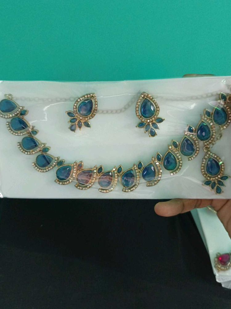 Blue Neckset Earrings And Mangtikka