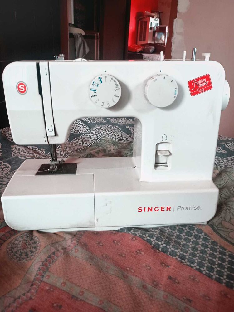 Singer Promise Swing Machine