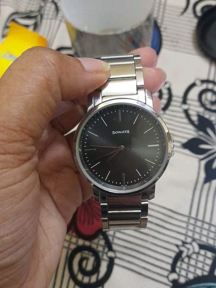Sonata Men&#39;s Analog Watch