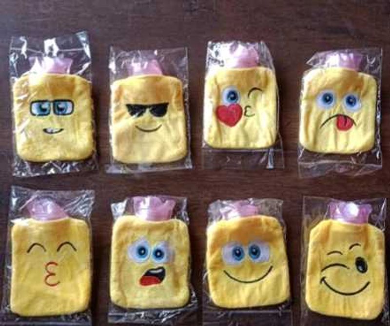1pc Mix Emoji designs small Hot Water
