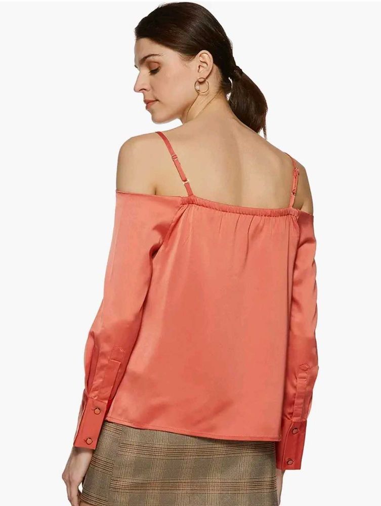 Chic Cold Shoulder Top