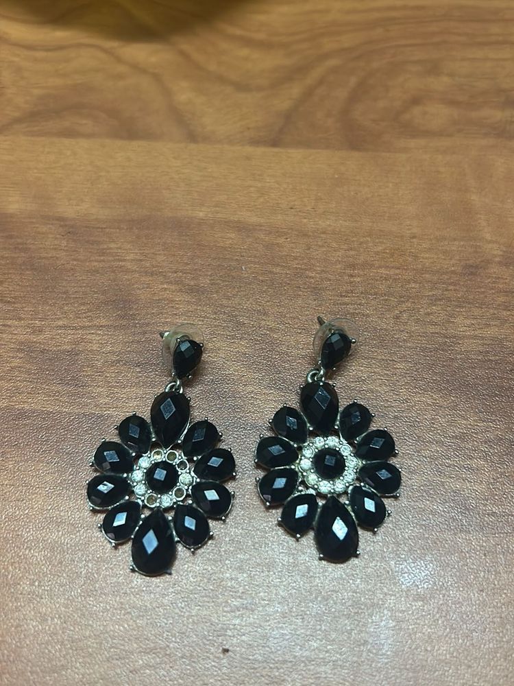 Black Floral Drop Earrings