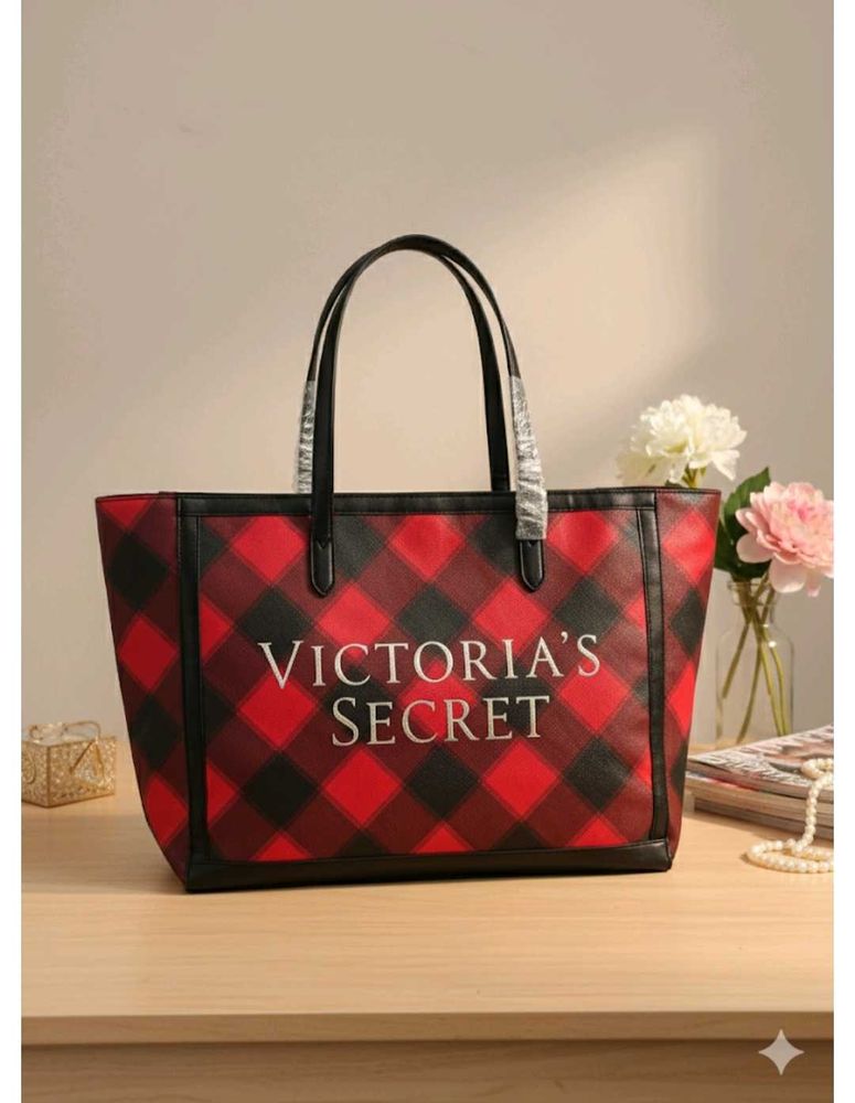 Victoria&#39;s Secret Red &amp; Black Plaid Tote Bag