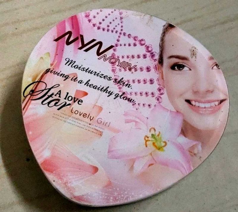 NYN Compact Powder