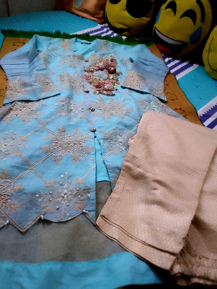 Elegant Embroidered Kurta Duppata Set