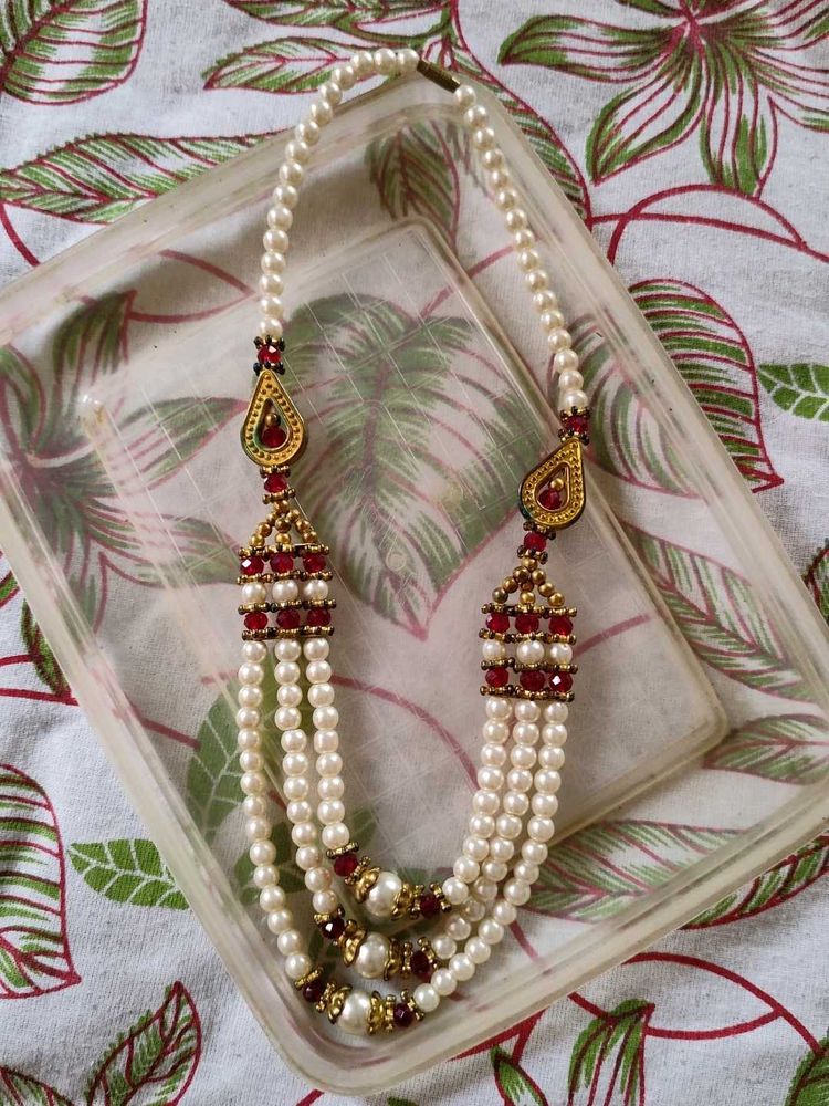Three Layer Neckpiece