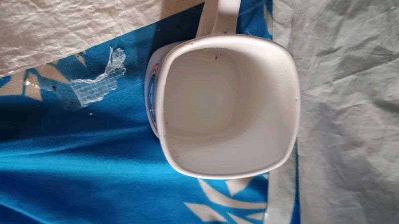New Unused 4 Small Tea Mugs