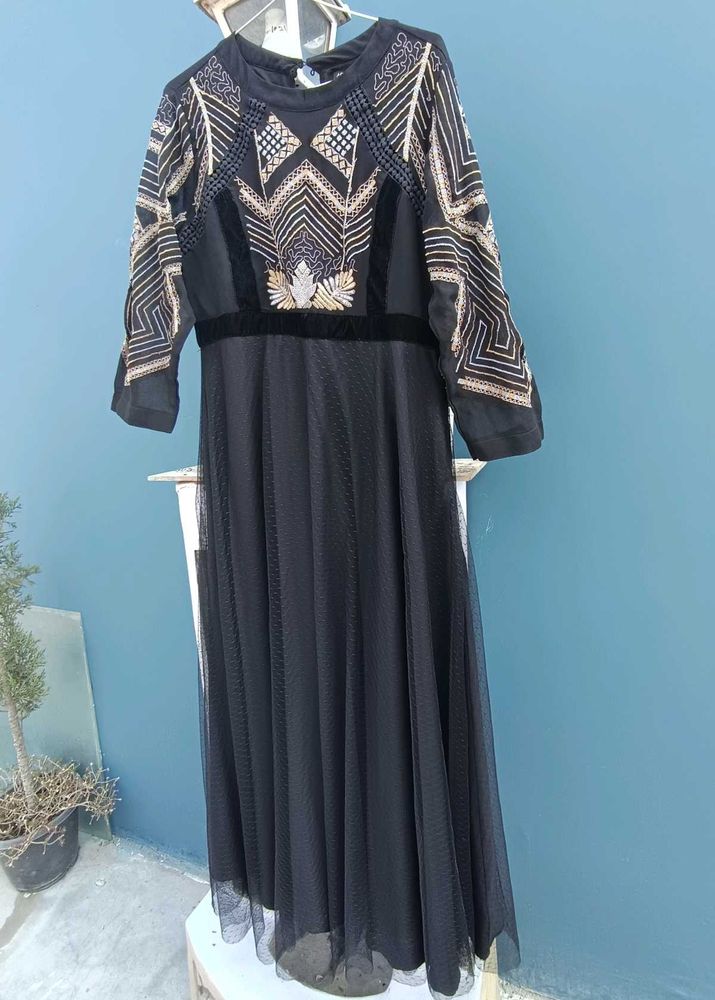 Elegant Black Embellished Maxi Dress
