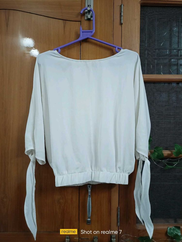 Round Neck Off White Crop Top