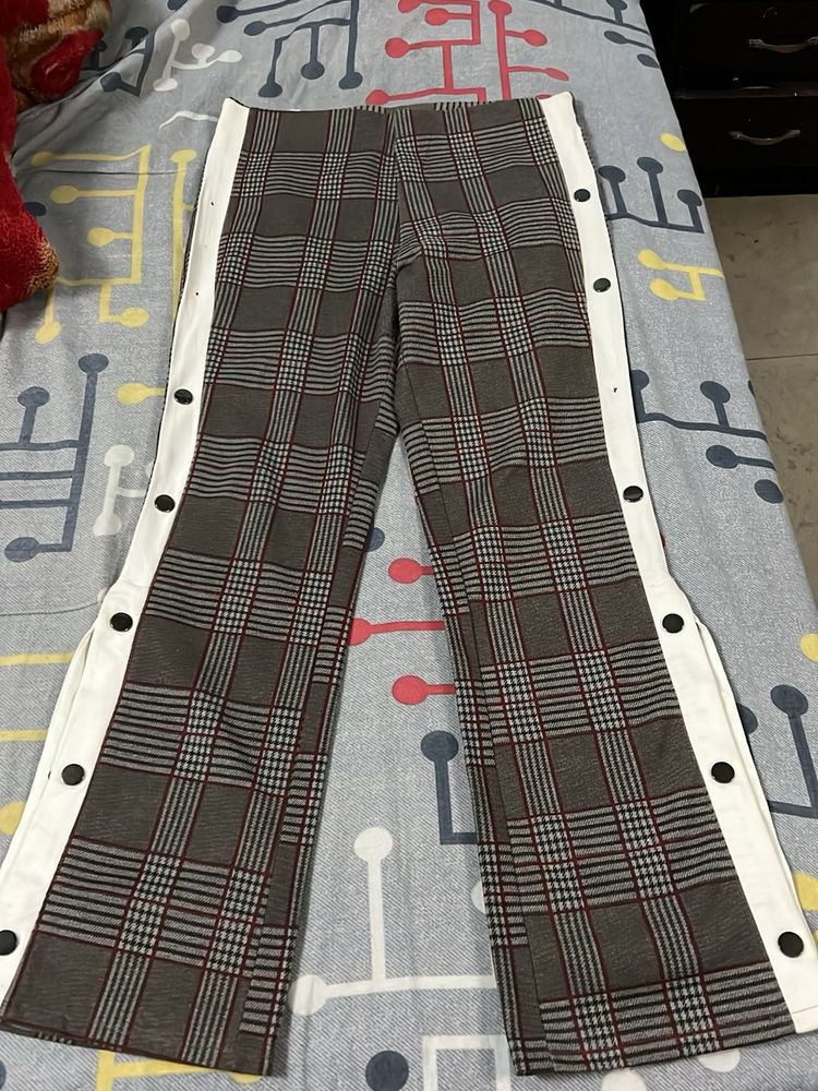 Plaid Button Detail Trousers