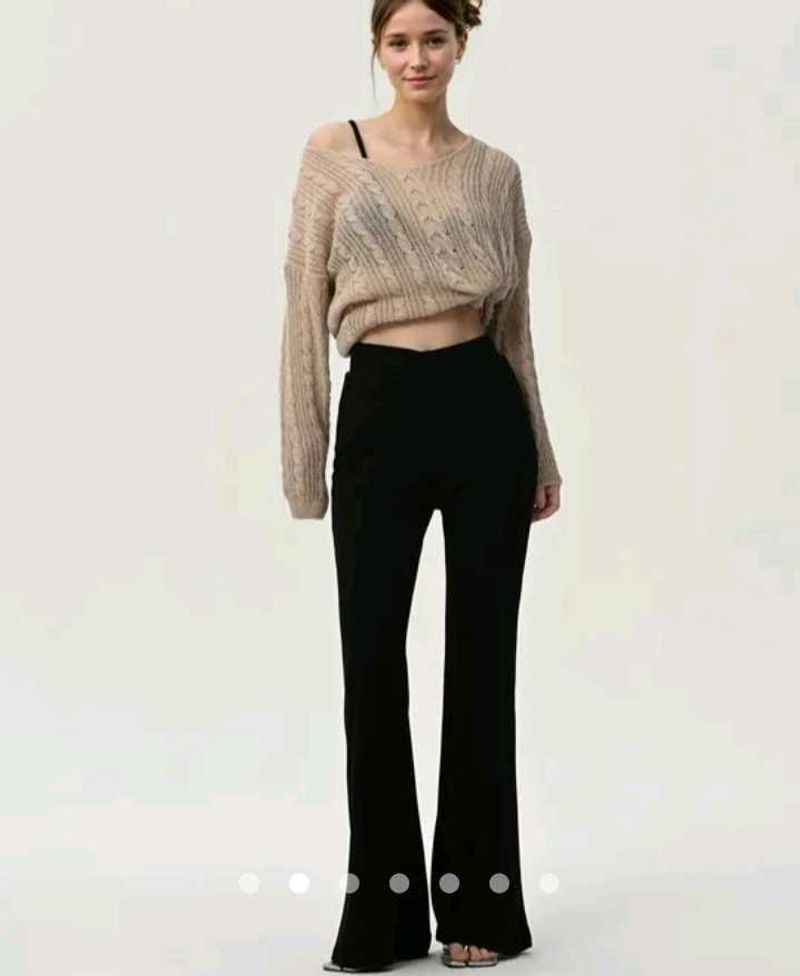 SAVANA Flared Pants