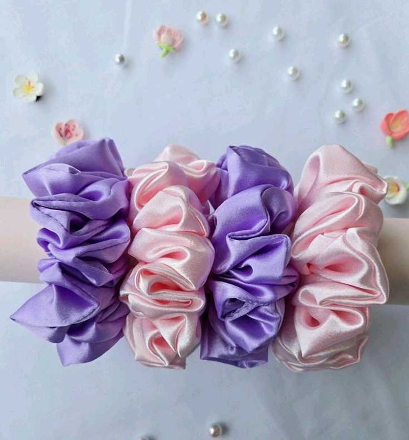4 Cute Scrunchie Set