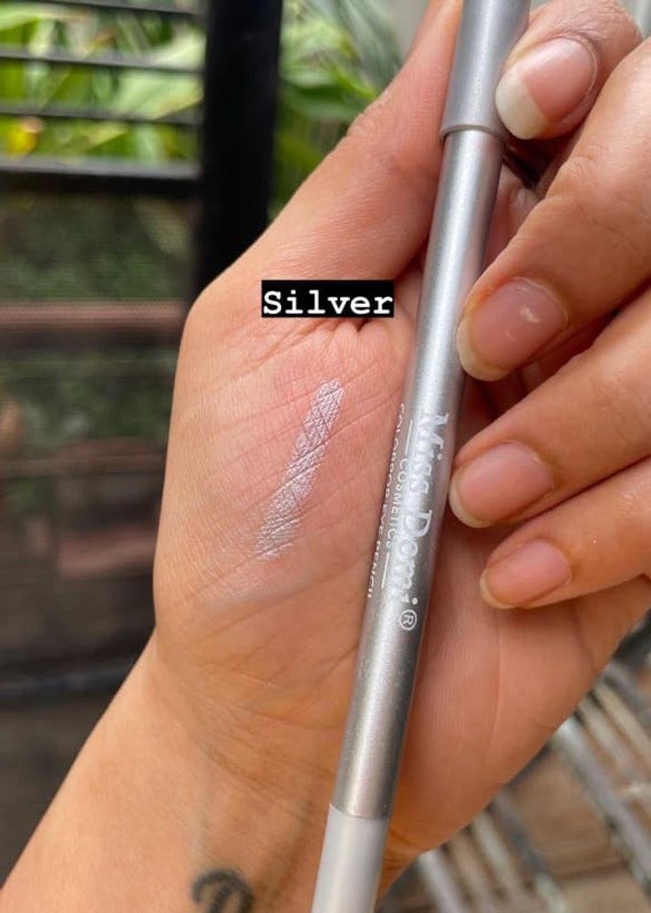 Miss Demi  Cosmetic Eye Pencil