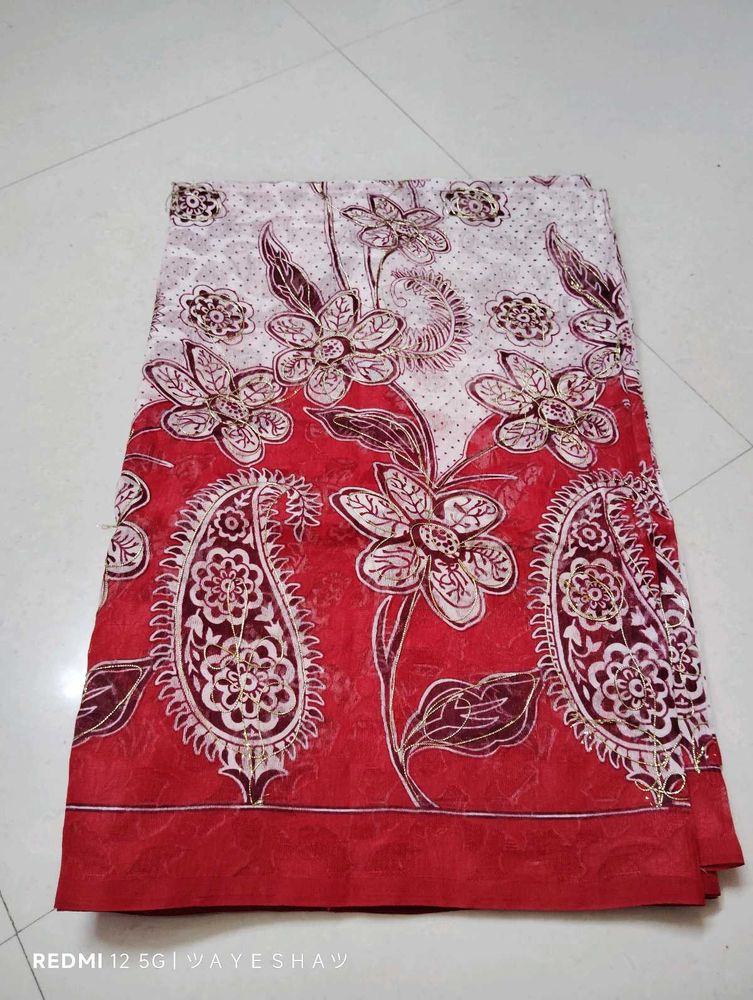 Beautiful Floral Printed Saree