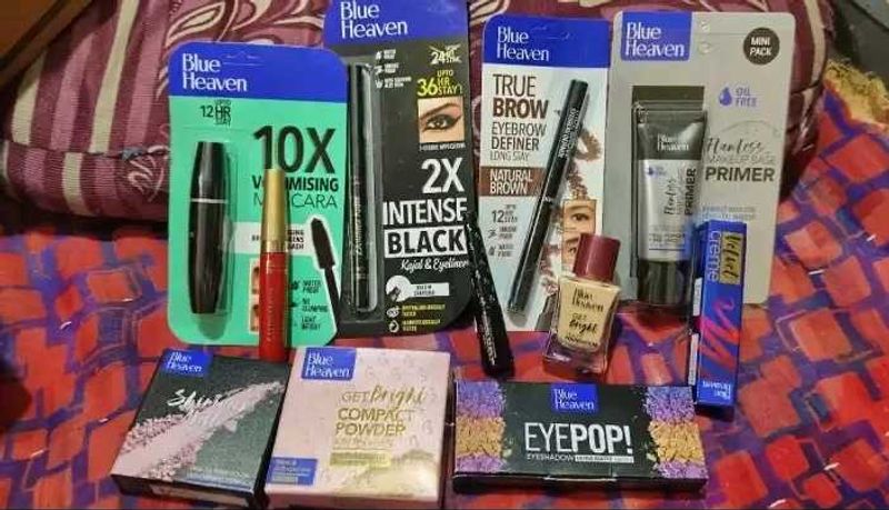 Blue Heaven Makeup Kit
