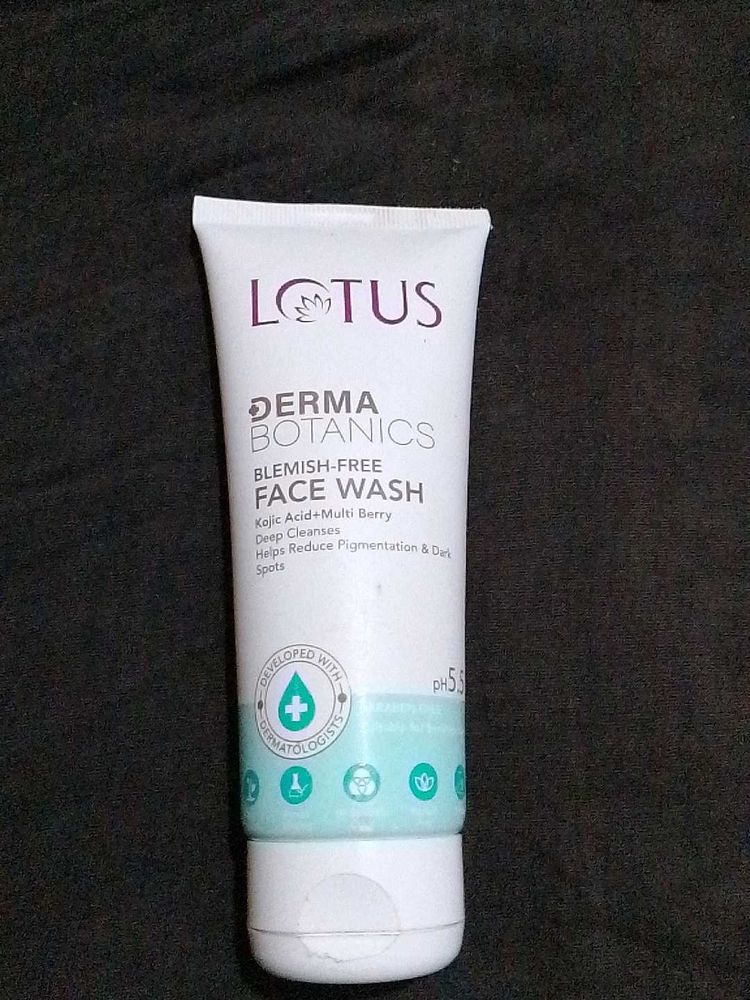 Lotus Derma Face Wash