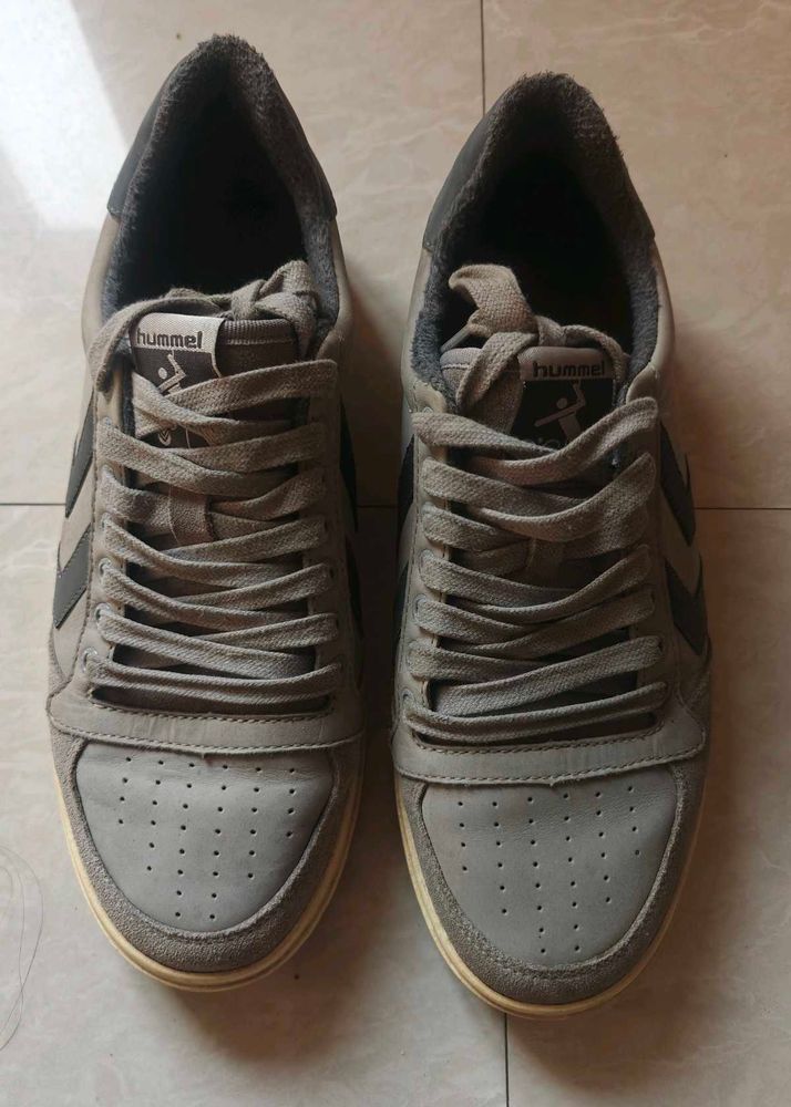 Hummel sneakers
