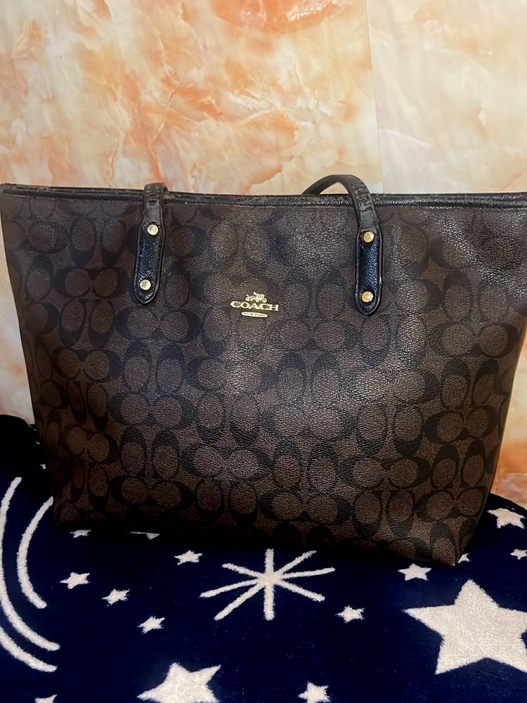 Coach Signature Tote Bag