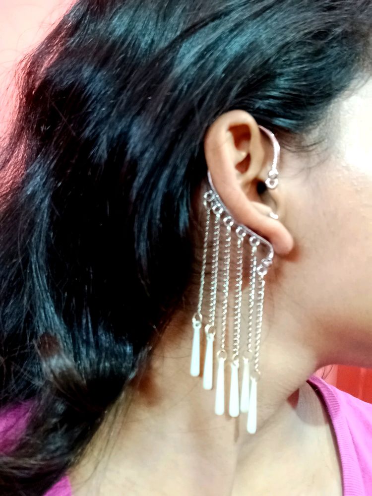 Mono Ear Cuff