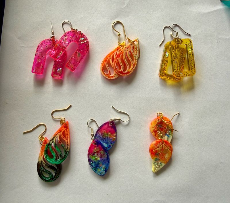 Set Of 6 Resin earrings
