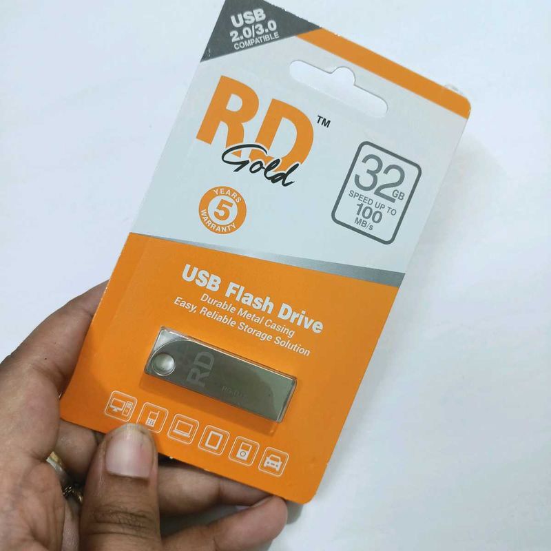 32 gb brand new pen drive