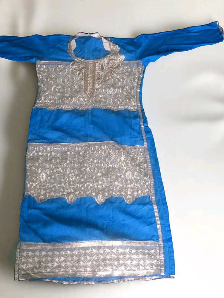 Blue Embroidered Kurta