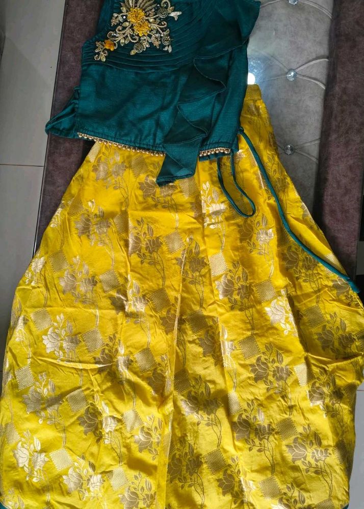 Girl Lehnga Choli