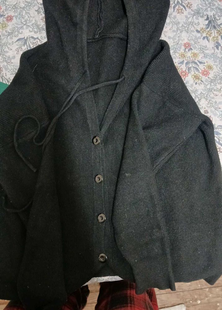 Free Shipping !!    Sweater Hoodie