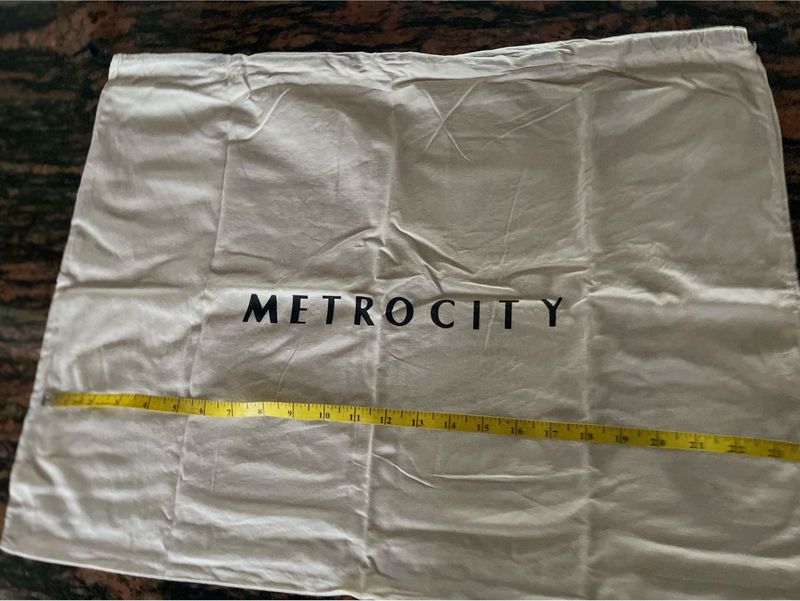 Metro City Accessories Dust bag