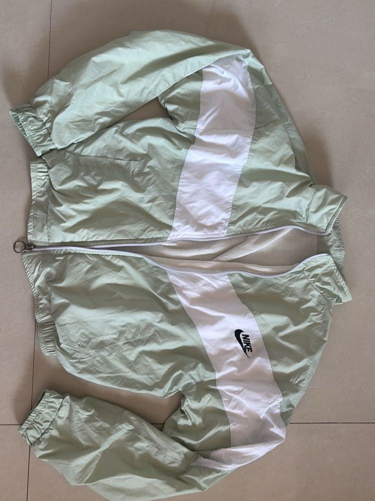 Nike Windbreaker Jacket