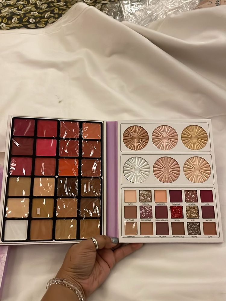 Makeup Palette