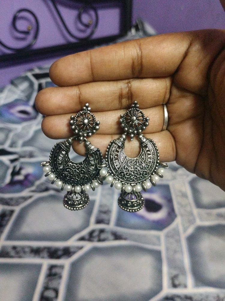 Ear Rings.
