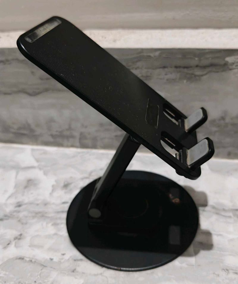 Mobile stand