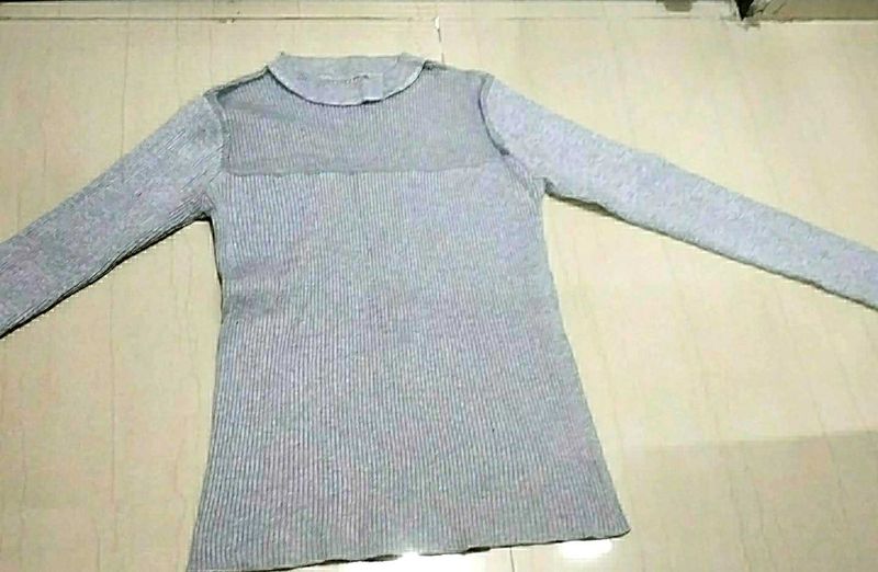Stylish Gray Knit Top