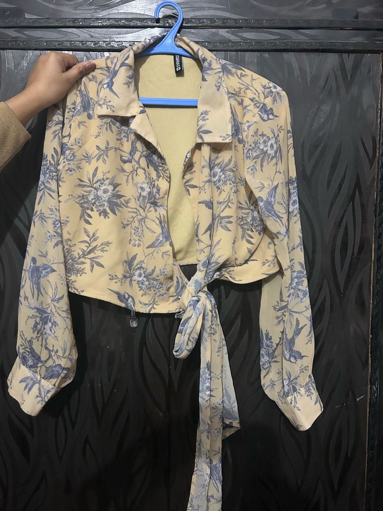 Floral Print Tie-Front Top