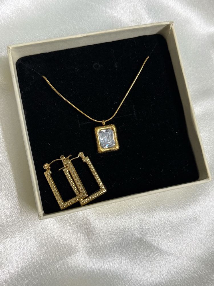 Combo - Box + Necklace + Earring