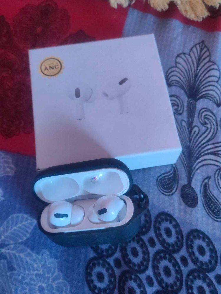Airdrops Pro Like New With Box