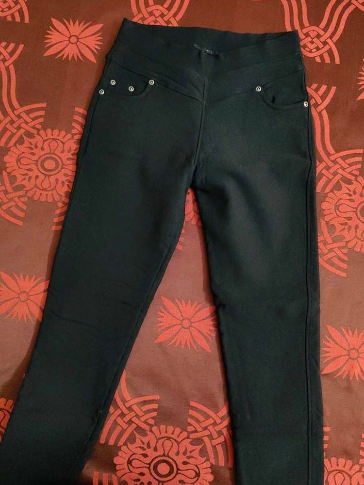 Stylish Black Jeggings