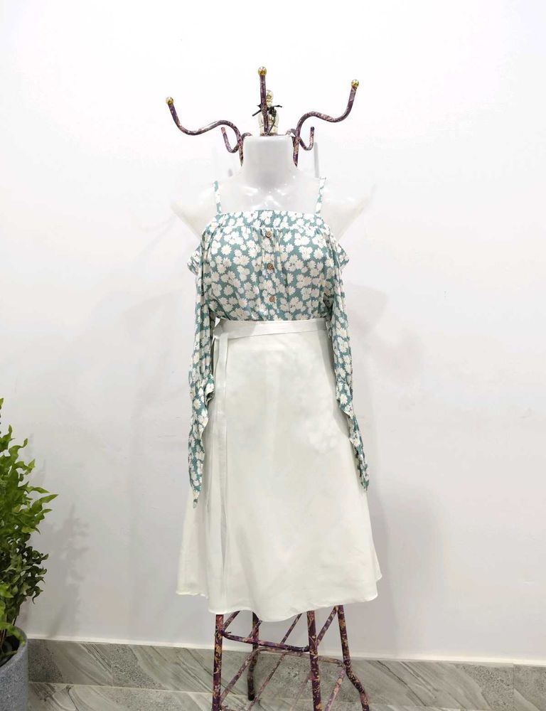 Classic White Skirt