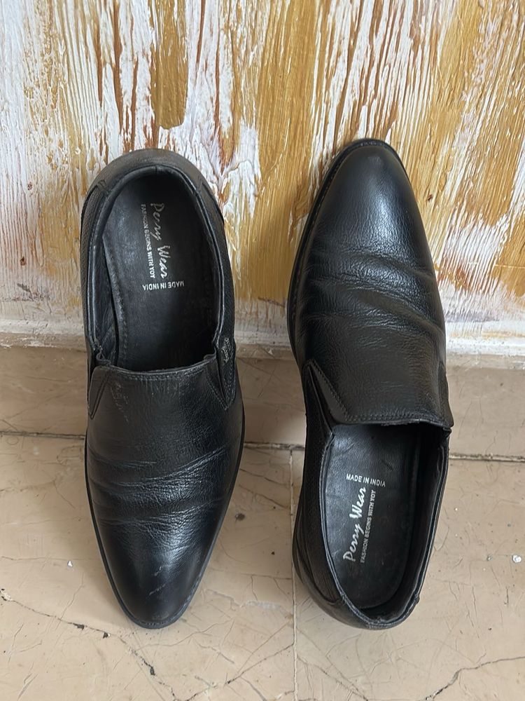 Perry Wear Black Formal Shoes