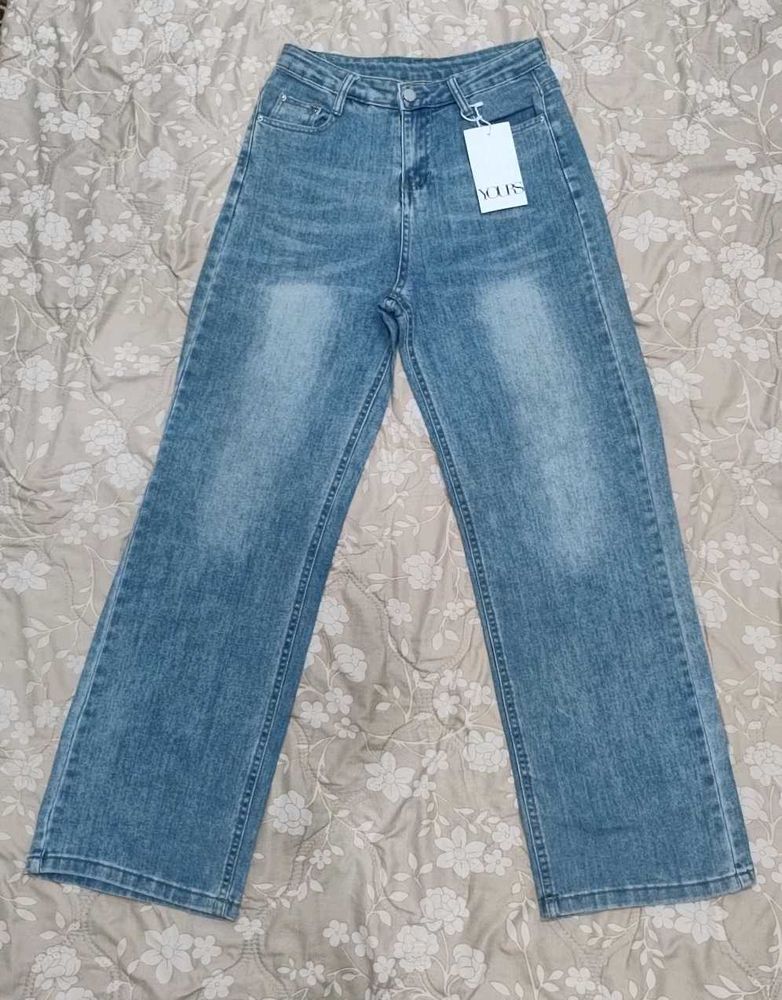 Light Wash Wide Leg Jeans