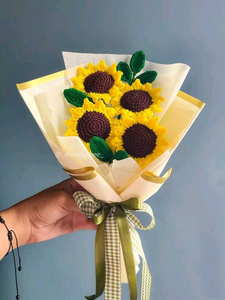 Crochet Sunflower Bouquet