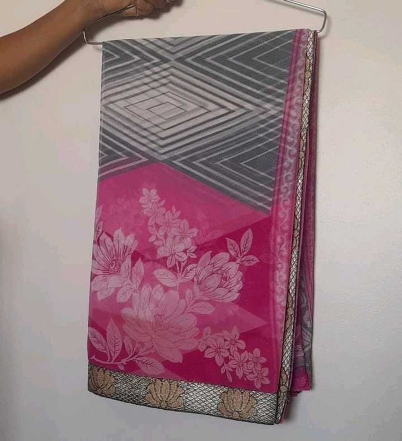 Pink Saree With Thin Border